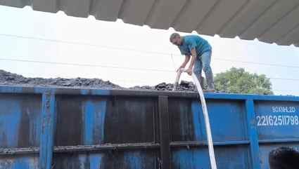 Fire broke out in a goods train wagon, halted for two and a half hours