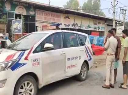 Theft in scrap shop, 6 women caught and handed over to police