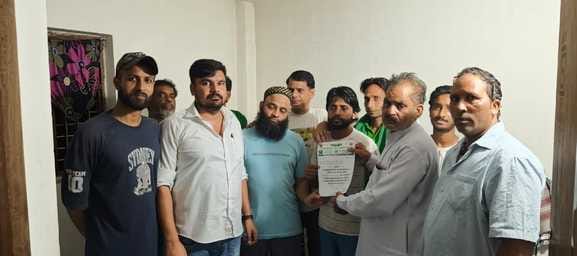 Farmers' meeting got angry on the bad condition of Sardhana, warning of sit-in protest
