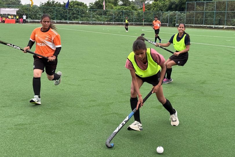Lucknow defeated Jhansi in a one-sided match