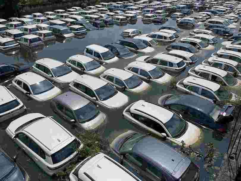 Water filled in Maruti's stockyard in Bahadurgarh, 300 new cars drowned
