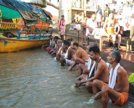 Ancestors remembered by offering water in Mandakini