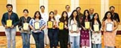 Honoring the meritorious people, Ashok Motiani gets the first Sindhu Gaurav Award