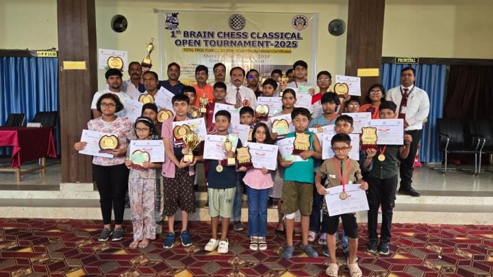 Gorakhpur News: Ravi Gautam became the winner in Senior Open and Aryansh in Under 11