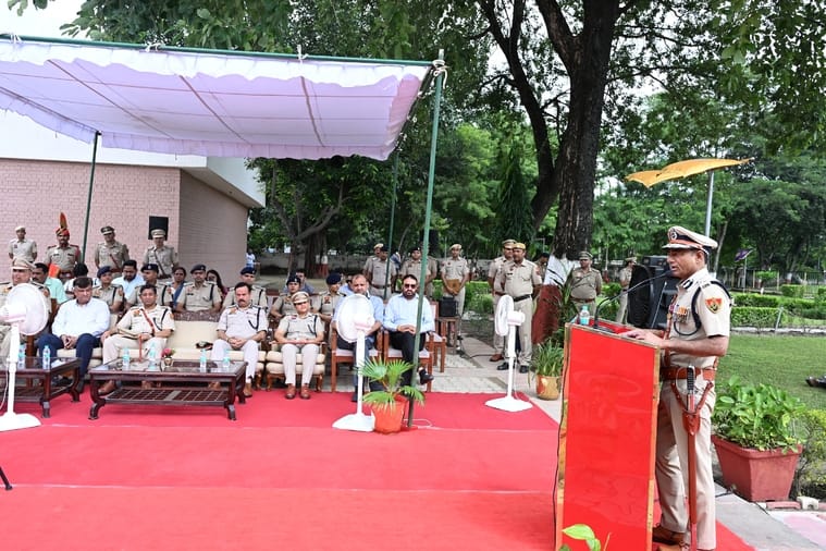 Trainee Deputy Superintendent of Prison took oath of integrity, honesty and impartiality towards the Constitution