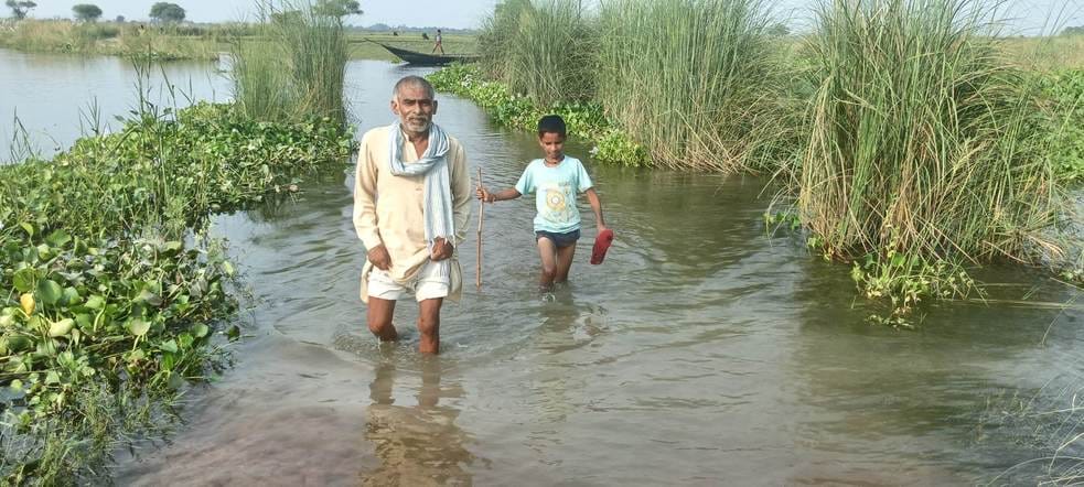 The water level in the Ghaghra River has decreased, but the difficulties remain