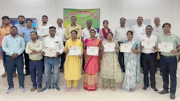 750 teachers took training in DIET, received certificates
