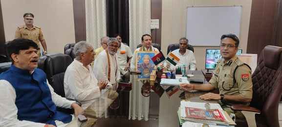 Congressmen were assured of time till 12th to file the case