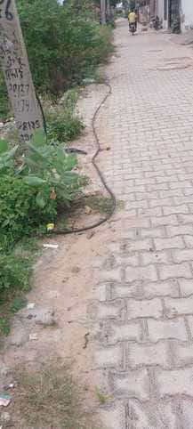 Work of installing street lights in colonies and markets has come to a standstill, people are upset
