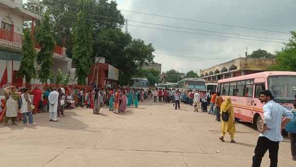 Passengers are facing problems at the old bus stand, no seating arrangement, no toilet