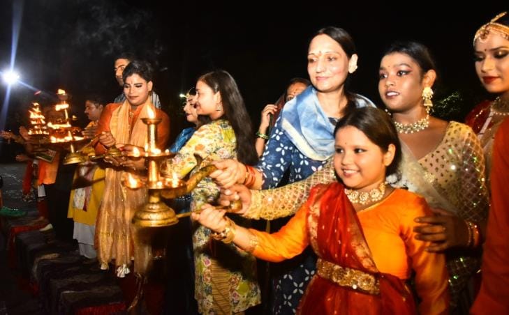 Gomti river bank bathed in light, devotional songs and conch sound echoed