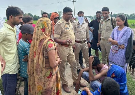 Siddharthnagar News: The body of a middle-aged man missing for two days was found floating in a pond