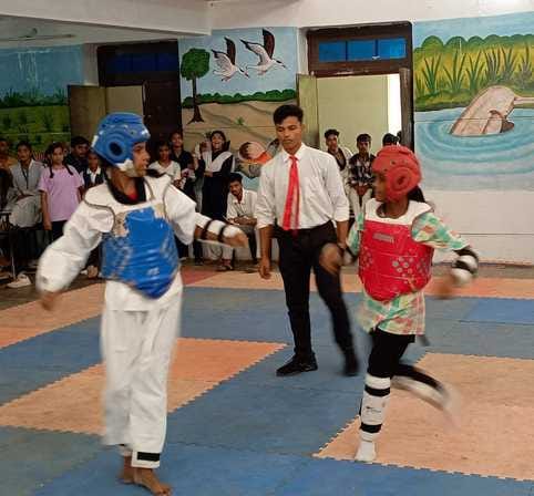 Arya Kanya dominates in the girls category