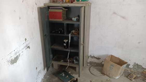 Breaking the locks of the bakery, iron goods including motor stolen