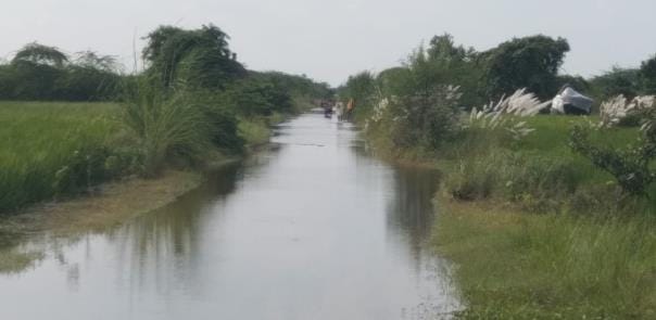 Arind water moves towards the population, villagers are worried
