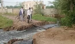 The road has been closed for nine days, people of 20 villages are troubled
