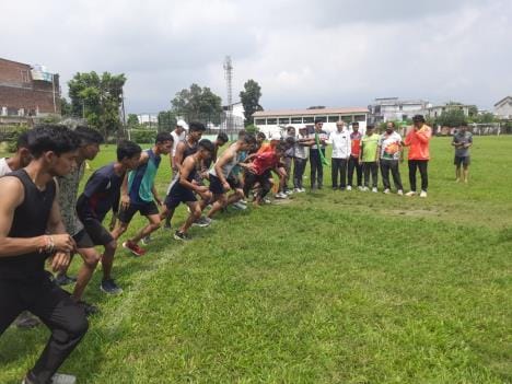 Naitik and Sarita won the 600 meter race
