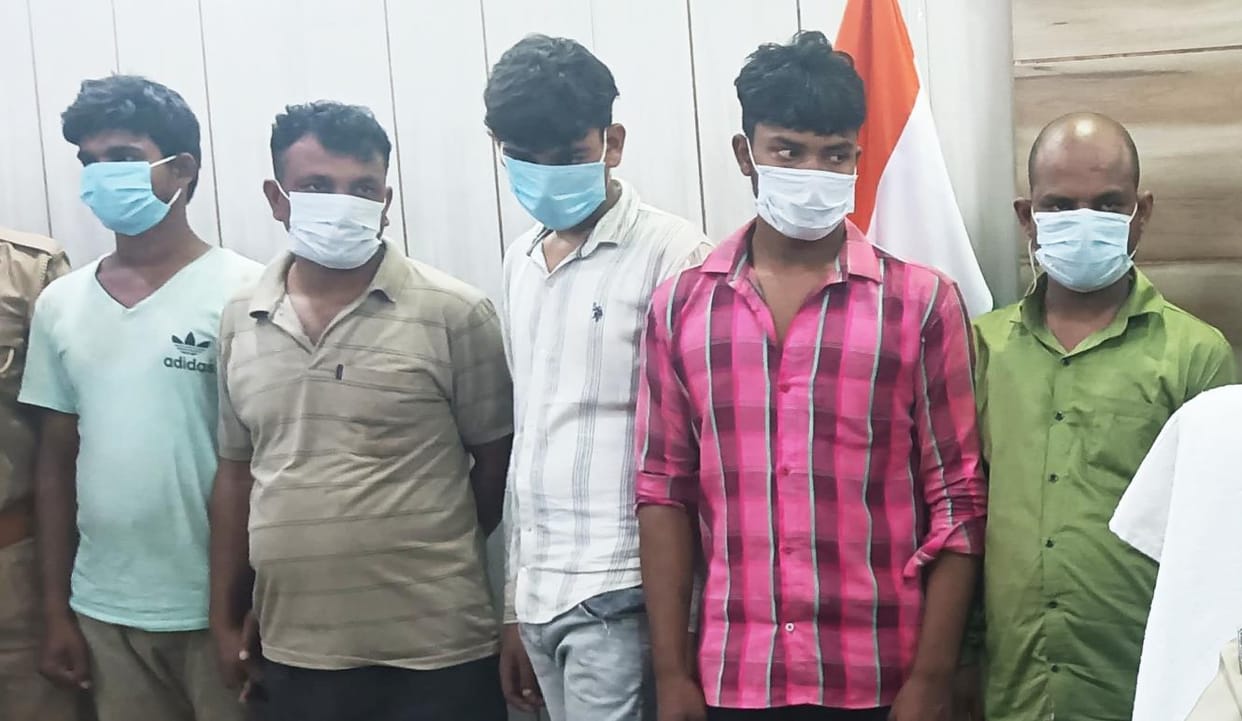 Theft in solar plant after doing recce, six arrested