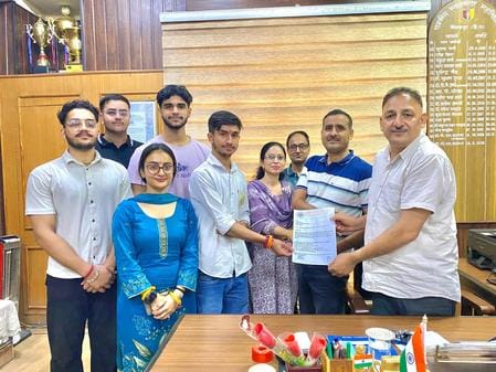 ABVP submitted a memorandum to the principal regarding the demands