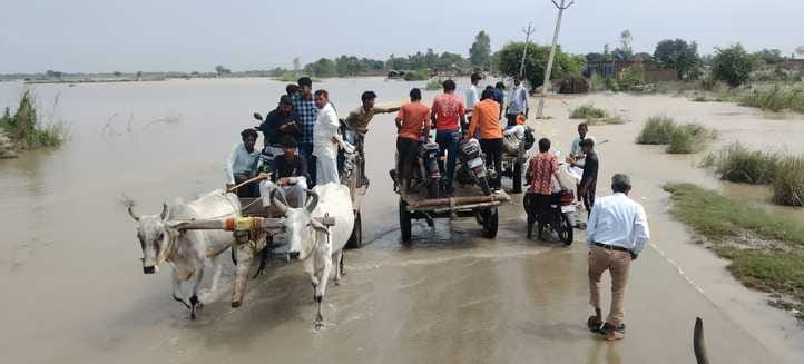 Floods have spread disease in villages across the Ganges, villagers are dependent on quacks
