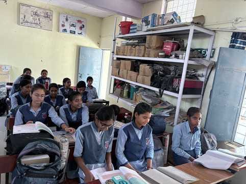 There is a shortage of rooms in the Government Model Sanskriti School, classes are being held in two shifts