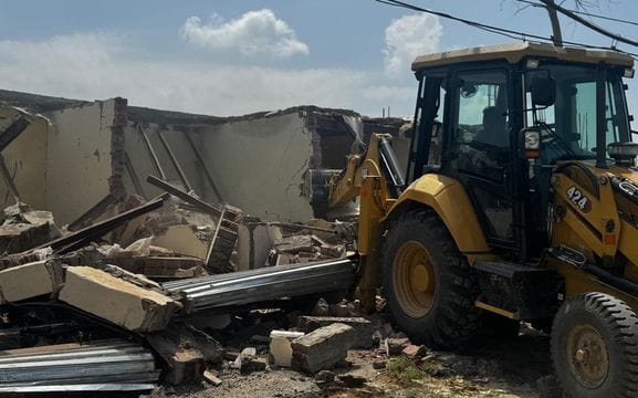 10 illegally constructed shops were demolished