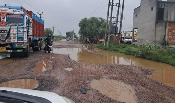 The city roads are damaged after the rain, and no repairs are being done.