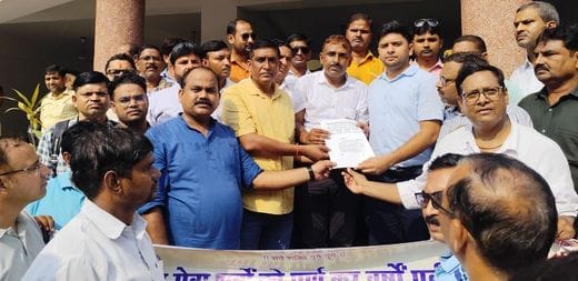 TET Compulsory: Changing the conditions in the middle of service is injustice