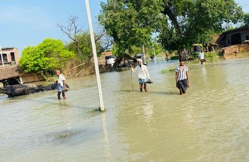 After 36 days the water level dropped below the danger mark