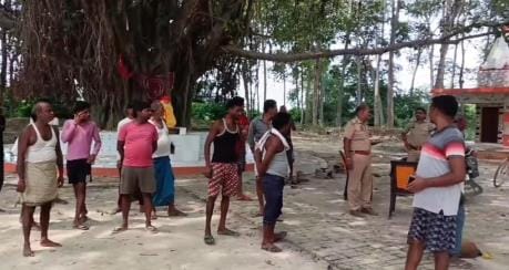 The statue in the ancient Budhwa Baba Dham was damaged, tension among the villagers