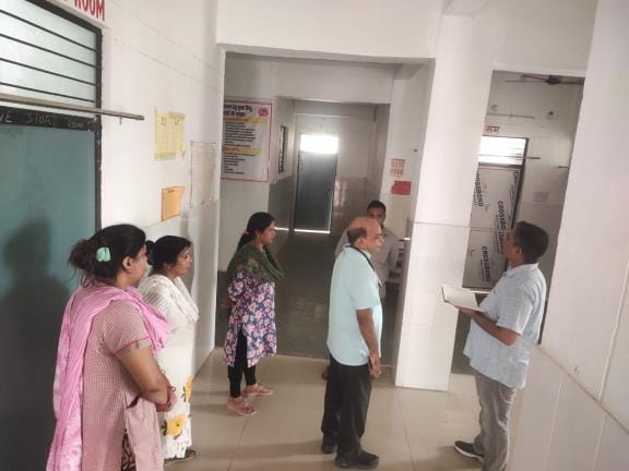 Doctors are missing from the OPD of the medical college... there are no medicines either
