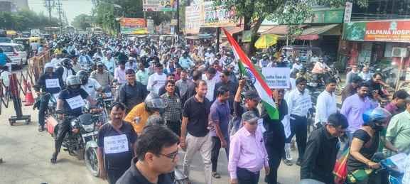 Teachers protested against TET compulsion by taking out a bike rally