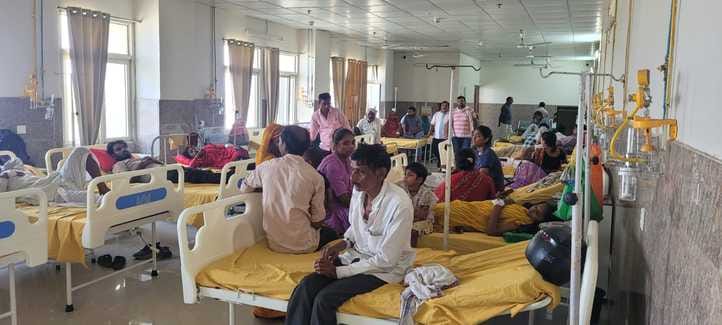 Crowd of patients in OPD, 5 malaria, 3 dengue victims found