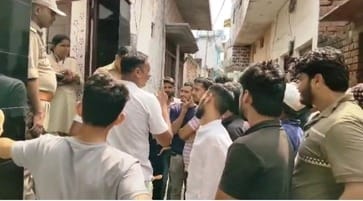 Investors protested after being threatened for asking money in return for investment in the company