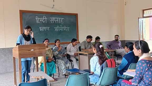 Laiba-Abha first in speech competition