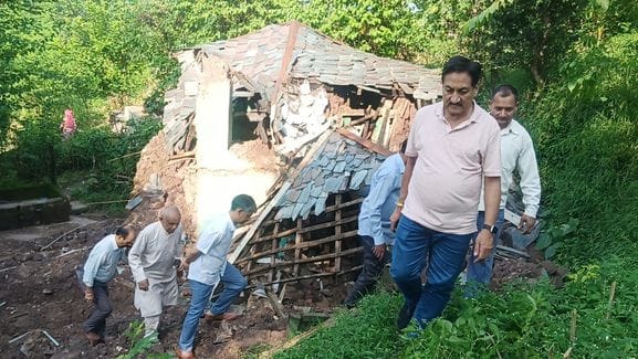 Shifted to the quarters of the affected BBMB colony of Jangambagh