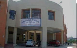 Today is the last day to deposit fees in B.Ed College