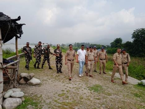Nepali citizens banned from entering India after violent protests