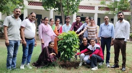 Students adopted Mahadevi Verma Park