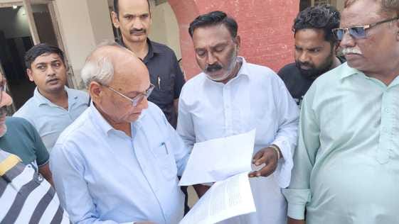 Municipal Employees Union submitted a memorandum of demands