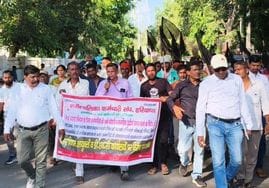 Corporation employees demonstrated