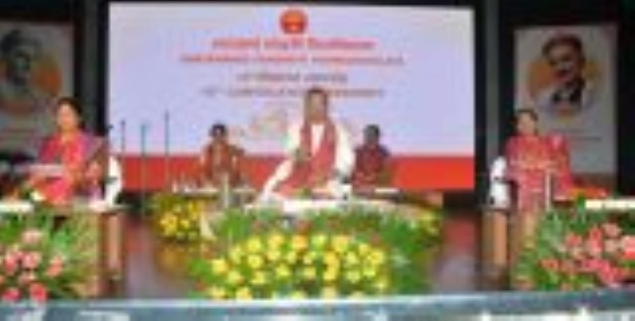 In the 15th convocation of Bhatkhande Sanskrit University, 140 students got degrees, 17 got 40 medals
