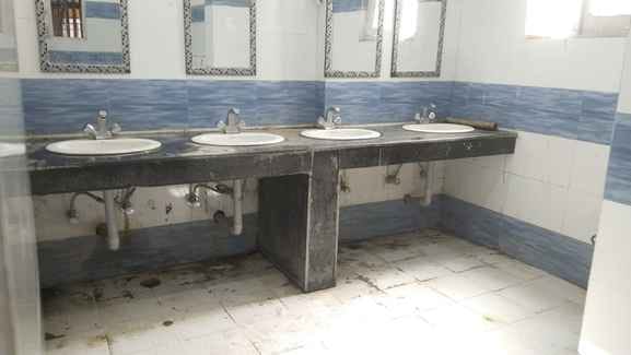 Lack of basic facilities in GMC Baramulla...no drinking water, toilets closed