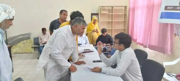 212 out of 256 complaints were resolved