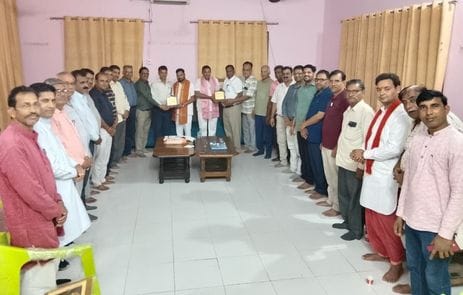Suresh Saini and Dr. Bhanwar Singh were honored