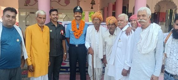 Nishant Singh became a flying officer, villagers honoured him