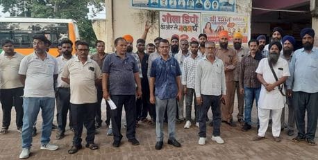 19 contract drivers passed the first exam at the job fair