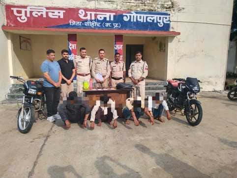 गोपालपुर पुलिस की गिरफ्त में आरोपी।
