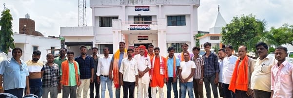 Hindu organizations surrounded the police station in the case of assault, warned of agitation