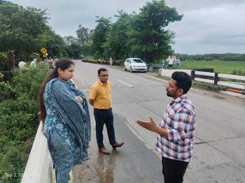 Women officers took charge when there was excessive water in the rivers